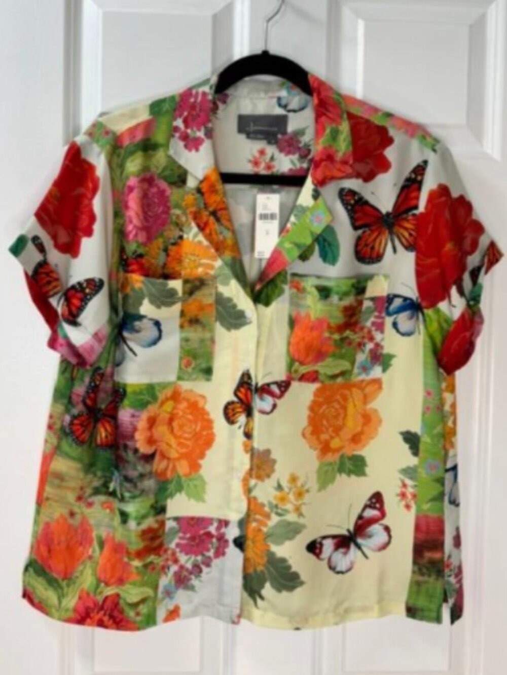By Anthropologie Brenna Short-Sleeve Buttondown Shirt -Butterfly-Size Medium NWT